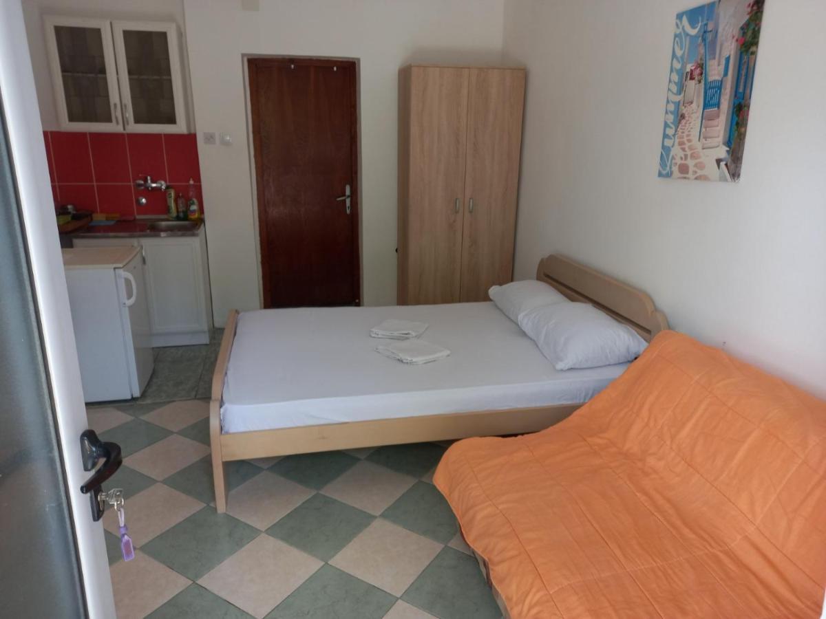 Apartment Sofija ***
